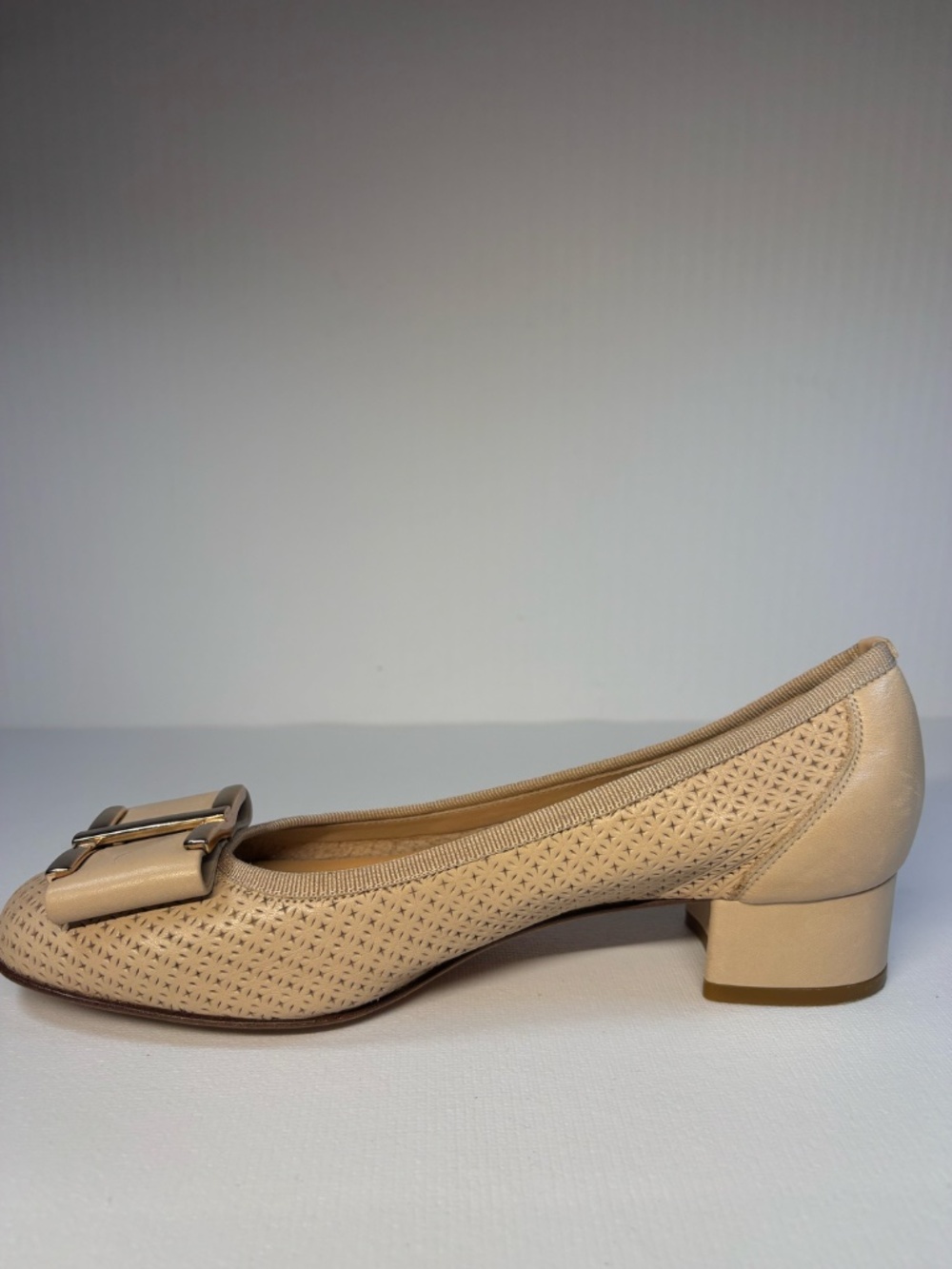Sesto Meucci Firenze Italy Beige Leather Bow Pumps Block Heel Size 7W - Picture 6 of 14